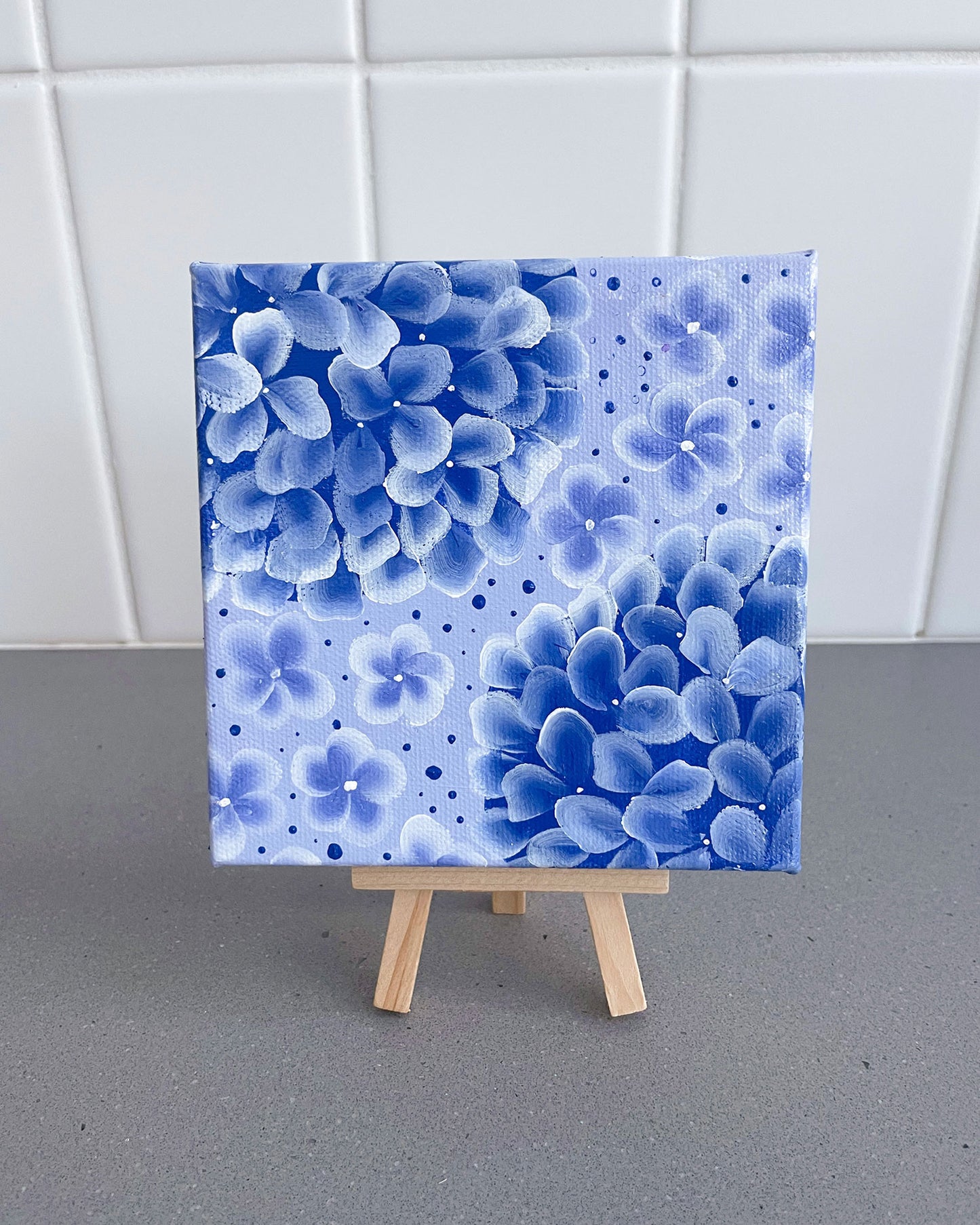 "Very Peri Hydrangeas" Mini-Painting with Easel